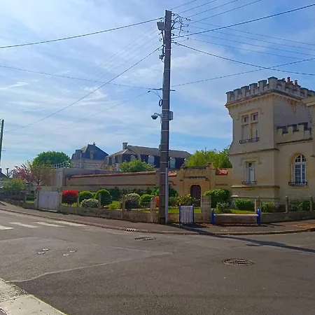 A 8 Min A Pieds De La Plage, Du Centre Et Du Brittany Ferries Ouistreham