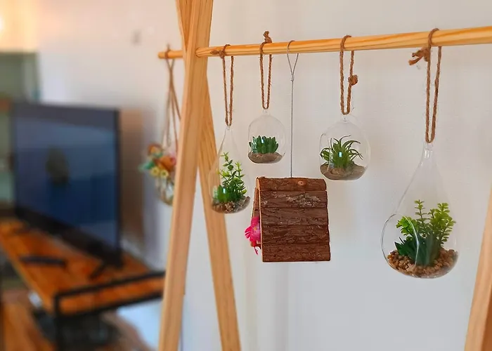 A 8 Min A Pieds De La Plage, Du Centre Et Du Brittany Ferries Ouistreham