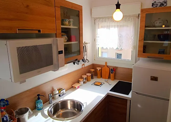 A 8 Min A Pieds De La Plage, Du Centre Et Du Brittany Ferries