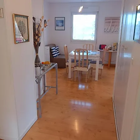 Appartement A 8 Min A Pieds De La Plage, Du Centre Et Du Brittany Ferries