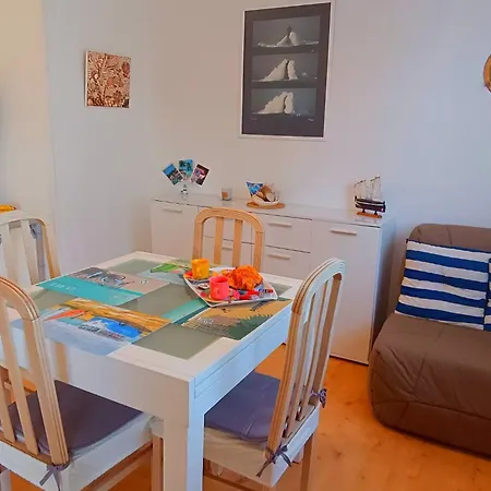 Apartamento A 8 Min A Pieds De La Plage, Du Centre Et Du Brittany Ferries