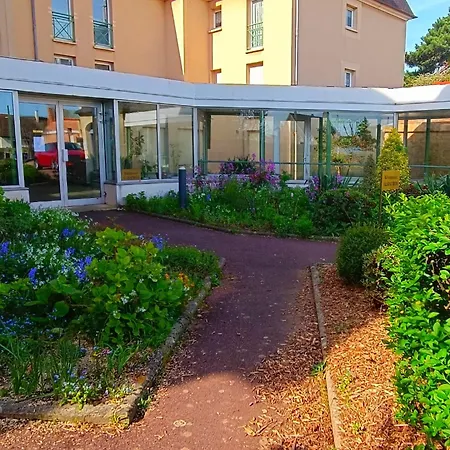 A 8 Min A Pieds De La Plage, Du Centre Et Du Brittany Ferries * Ouistreham