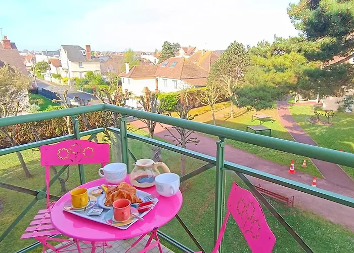 A 8 Min A Pieds De La Plage, Du Centre Et Du Brittany Ferries Apartment *