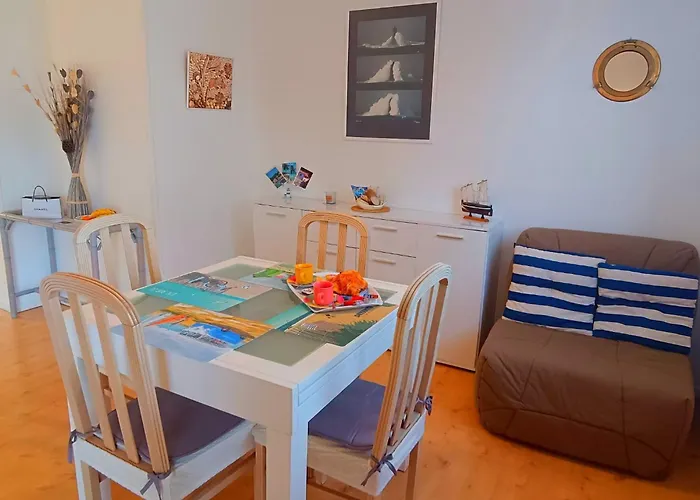 Apartment A 8 Min A Pieds De La Plage, Du Centre Et Du Brittany Ferries